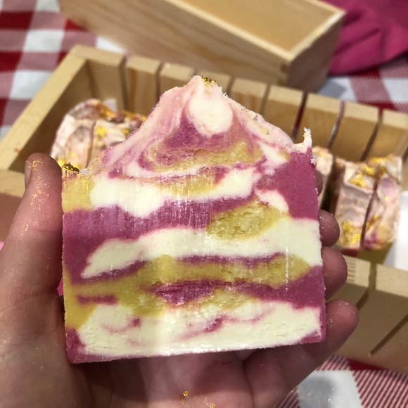2 for $15 🧼 Handmade SOAP (new, various fragrances) 💐🍁 - Picture 5 of 16